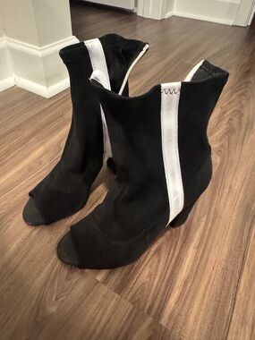 Burju Shoes Black Suede Peep-Toe Ankle Boots with White Stripe